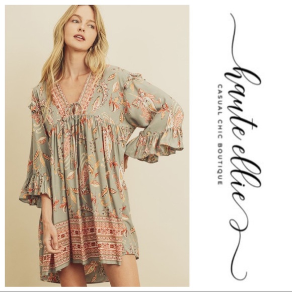 Sage-Floral Bohemian V-Neck Dress - Picture 4 of 9